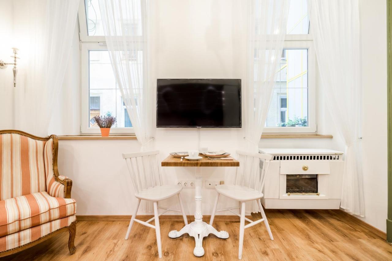 Provence Home - Citycenter, Tv, Washer, Coffee-Tea Budapest Esterno foto